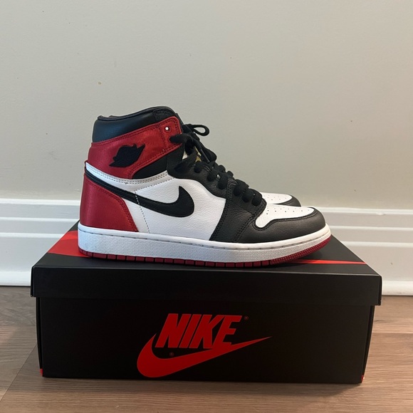 jordan 1 retro high satin black toe youth